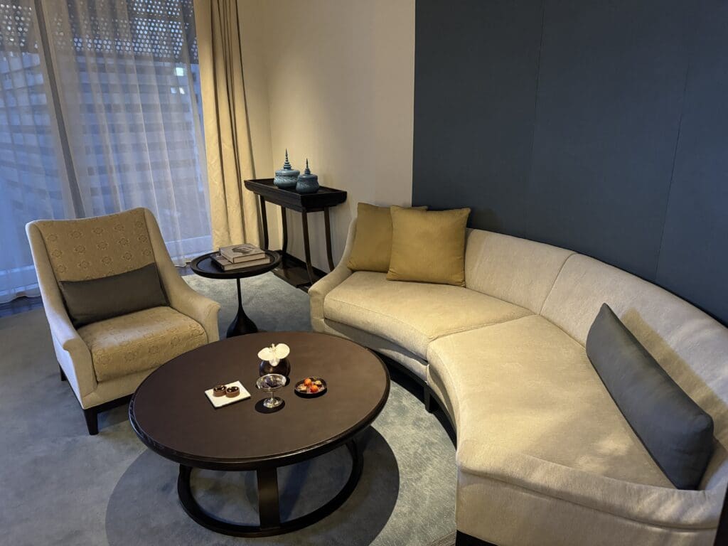 Waldorf Astoria Bangkok Suite Living Room